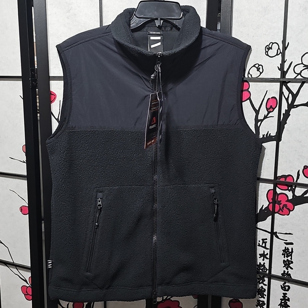 The Very Warm Men's Polartec Black Fleece Vest Size Medium New